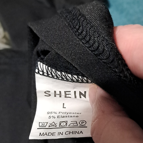 SHEIN Black Cat Meme T-Shirt - Picture 4 of 4